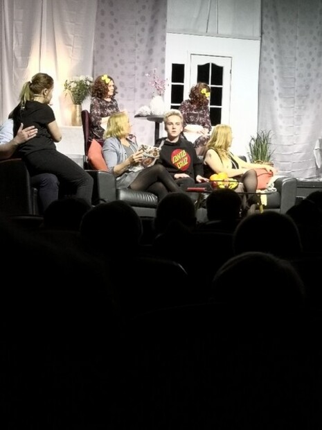 Morsomt teaterstykke