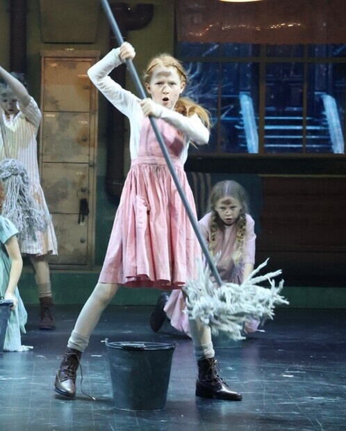 Scenebilde «For et beinhardt liv»