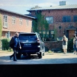 Statistrolle: NRK-kameramann. Statistrolle: NRK-kameramann.