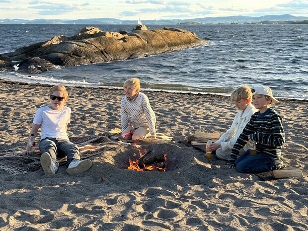 Vennegjengen på stranden