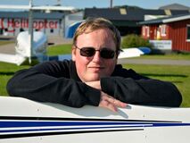 Blid 3 Svart genser fly 3 Blid 3 Svart genser fly 3